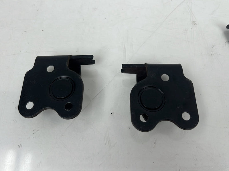 1990-1992 Volvo 740 745 940 Wagon Rear Seat Anchor & Latch Hardware OEM #5981EM