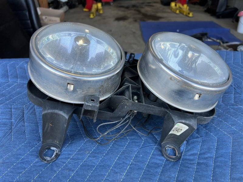 1998-2003 Jaguar XJR XJ8 Passenger Right Halogen Headlight Assembly OEM #4615E