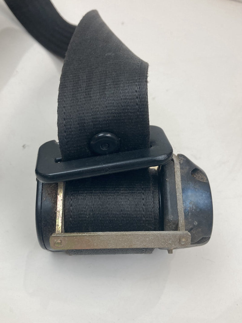 1992 Volvo 940 944 - Seat Belt Front Right PN: 3525485 3539750