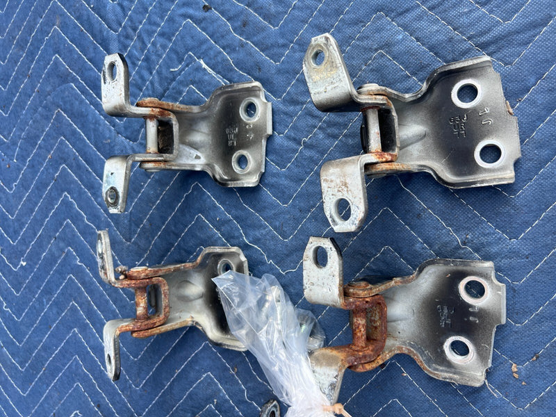2010-2013 Suzuki SX4 Hatchback Front & Rear Door Hinge Set Black OEM #1334CN