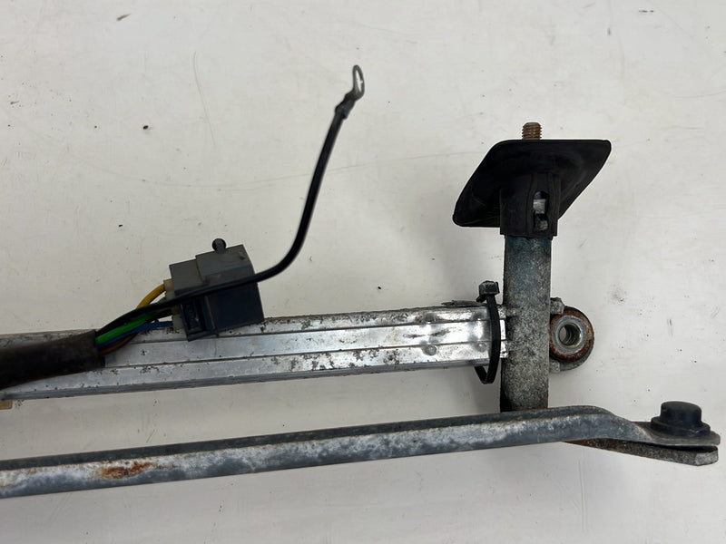 1990-1992 Volvo 740 940 Windshield Wiper Motor Transmission Linkage OEM #5899EM