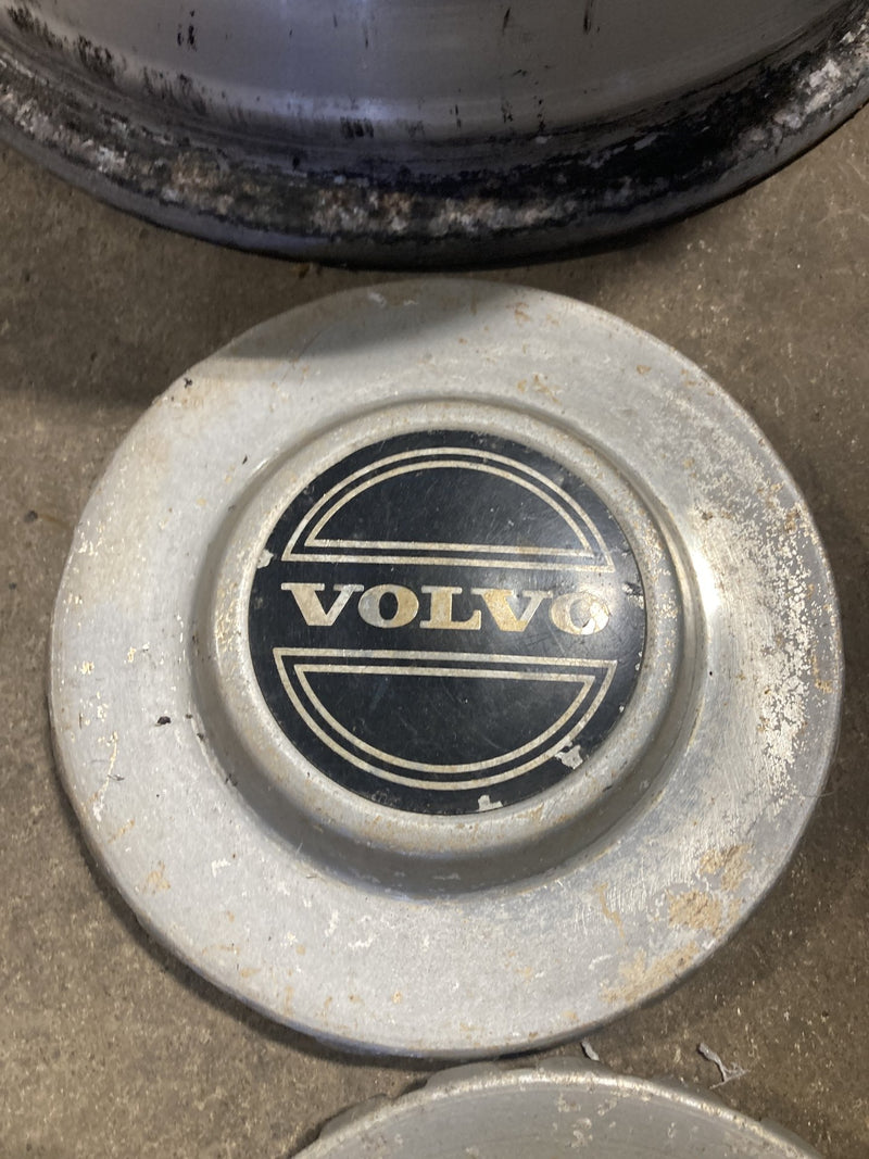 1981-1985 Volvo 240 245 Wheel Set Corona Alloy Turbine 1272200 OEM