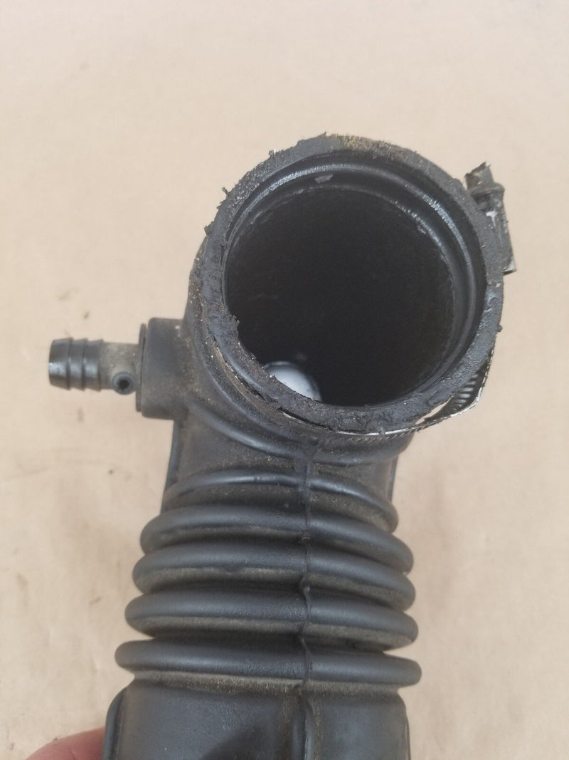 1984-93 BMW E30 318i 325i Air Intake Filter Tube Duct Hose 1278947 OEM #CN570