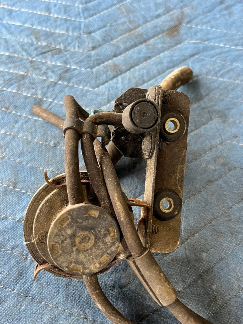 1985-1988 Suzuki Samurai SJ413 Vacuum Switch OEM