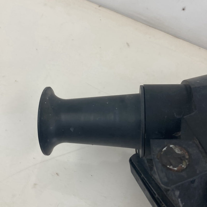 2002-2005 Lincoln Town Car Signature Air Filter Housing Box OEM #5141M