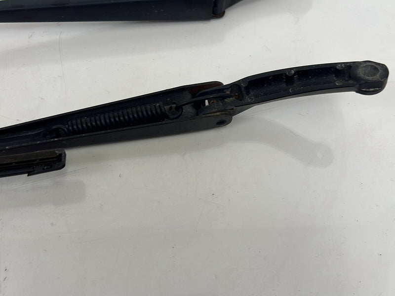 2004-2007 Volvo S60R V70R Front Left & Right Windshield Wiper Arm Pair OEM #5820EM