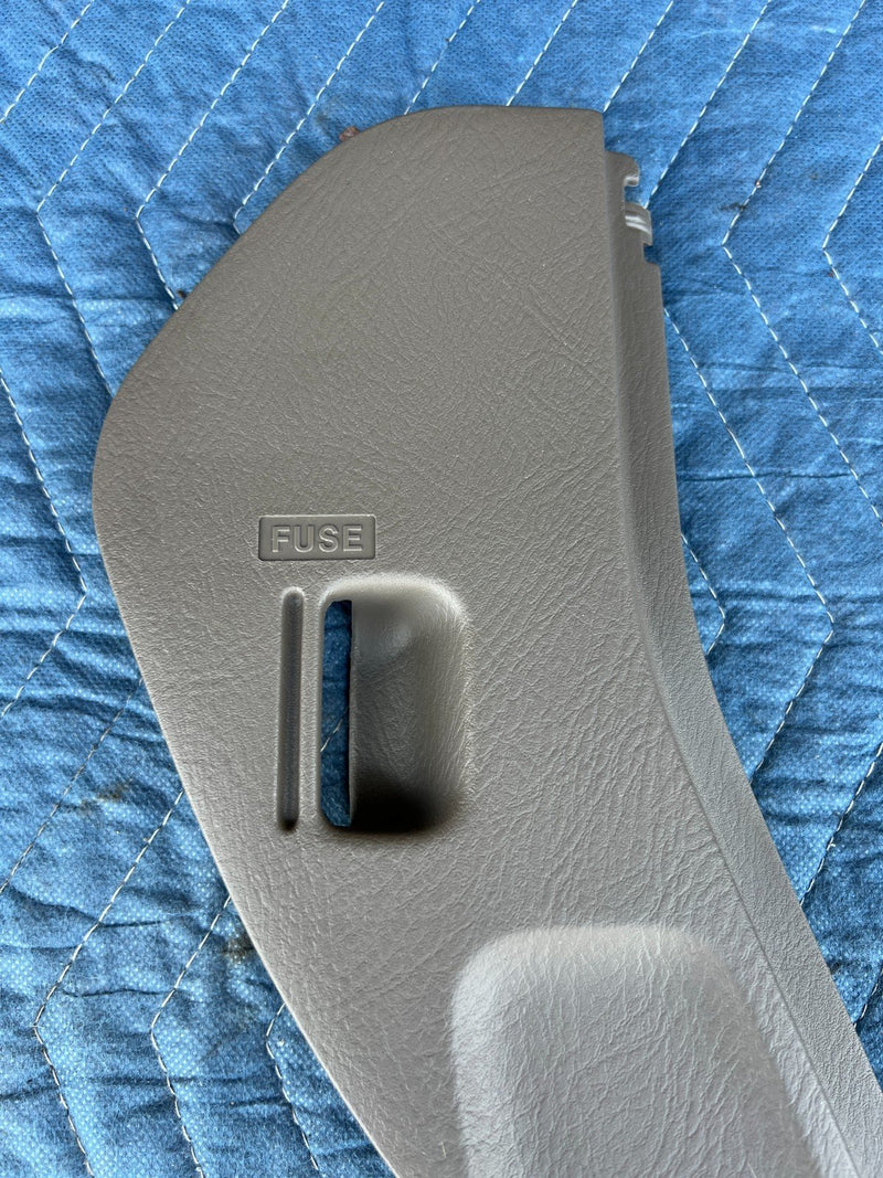 1998-2002 Honda Accord 77211-S84-A0 RH Side Dash Fuse Cover Trim Panel #1962CN