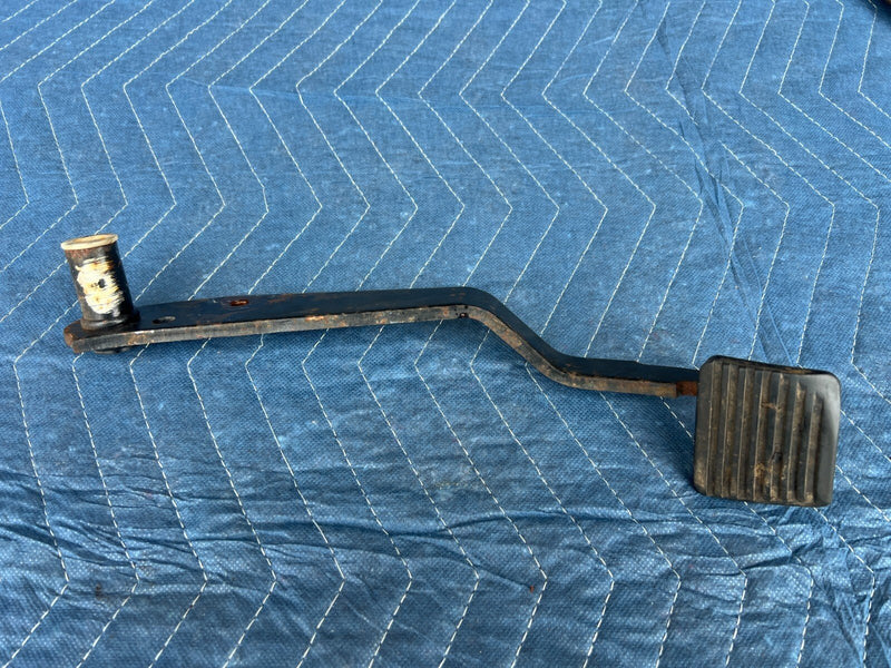 1983-1985 Porsche 944 Brake & Clutch Pedal Lever Assembly Pair OEM #2518EM