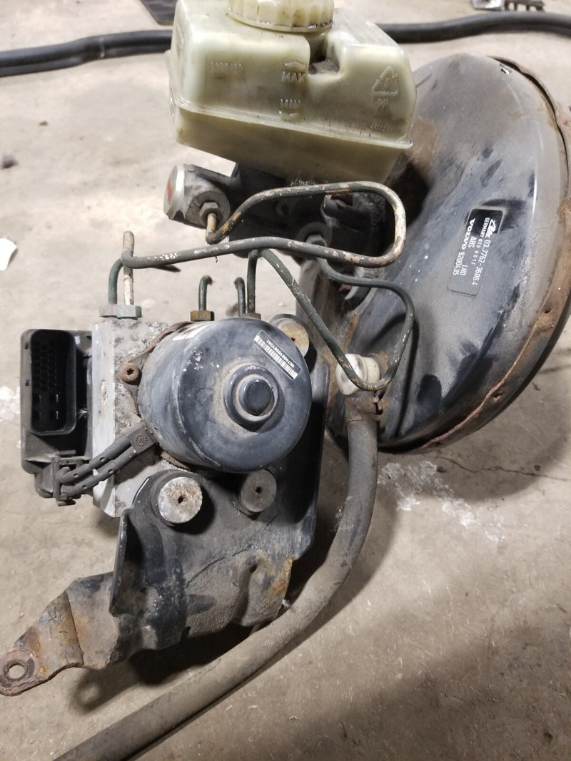 1998-2000 Volvo V70 V70R OEM Brake Booster Master Cylinder & ABS Block #326AN