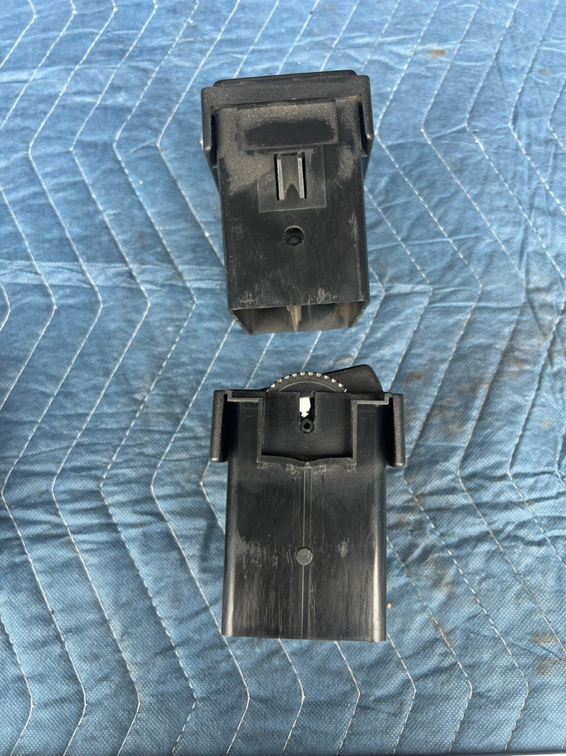 1986-1993 Volvo 240 244 245 Dash LH RH Center Heat AC Air Vent Set OEM #4096EM