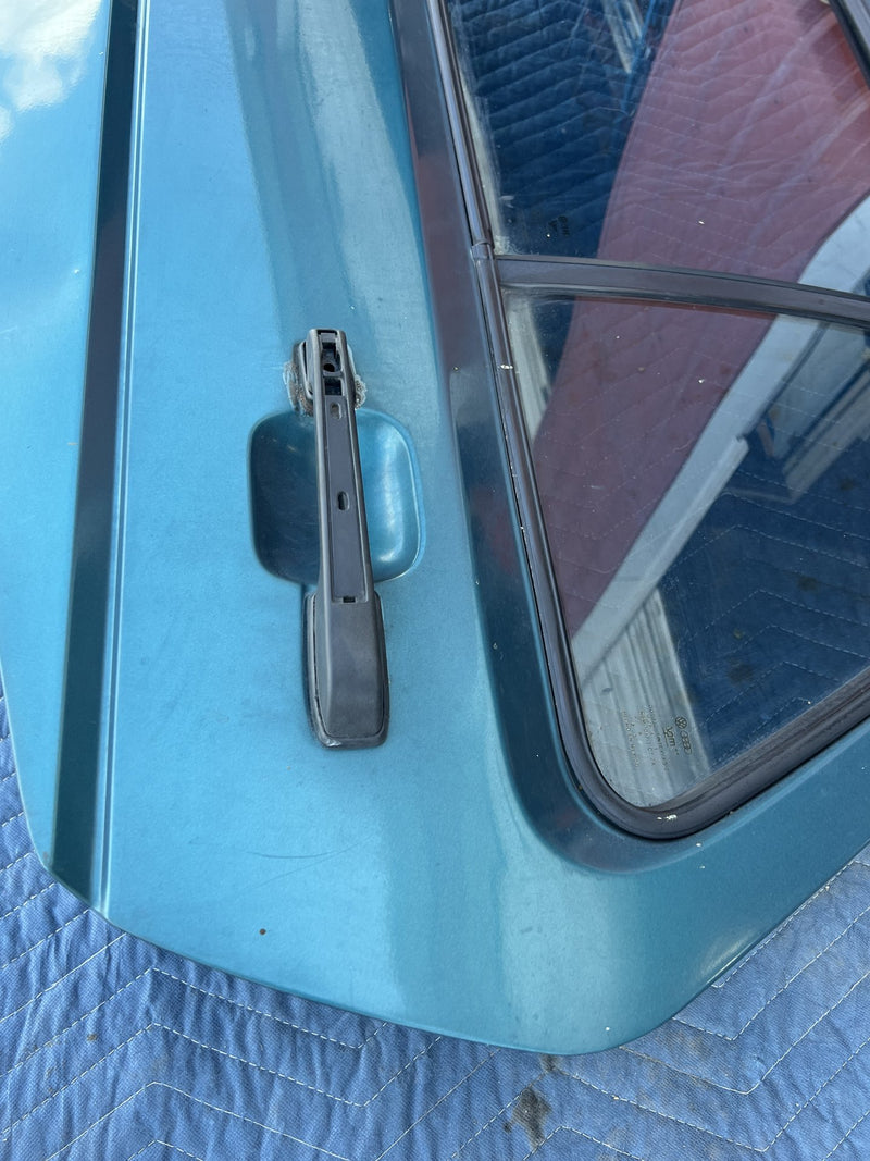 47023147