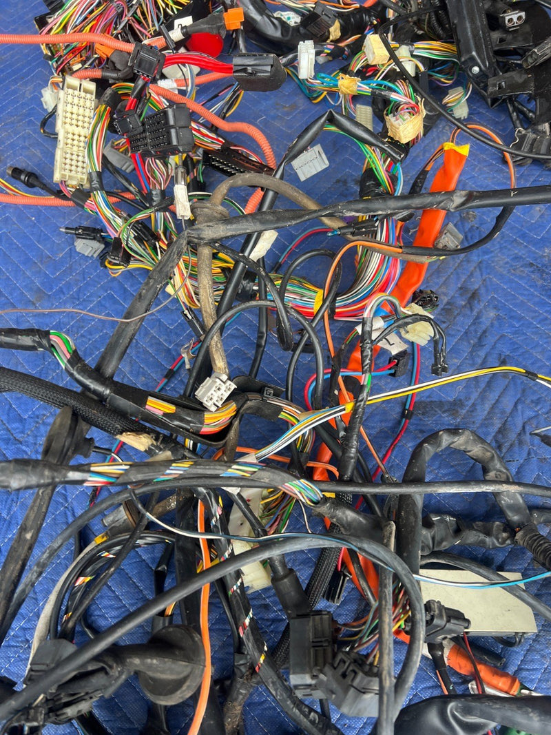 1992-1995 Volvo 940 740 Complete Engine Bay & Body Wiring Harness OEM #3292EM