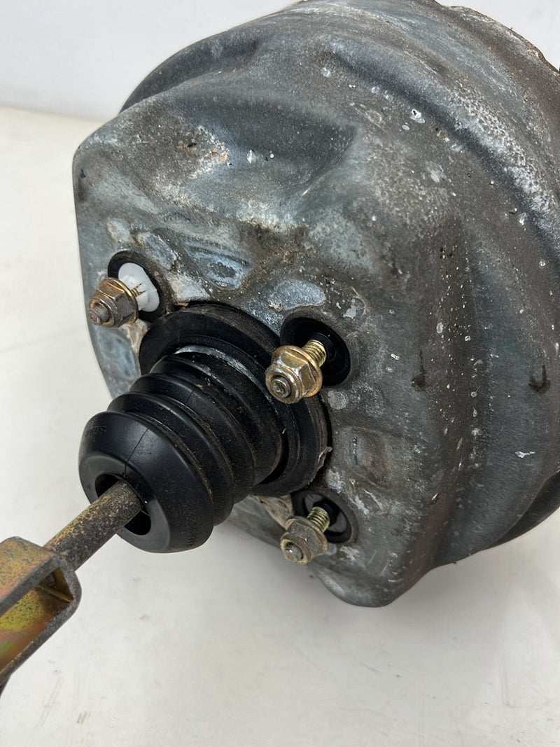 1990-1992 Volvo 740 745 940 Brake Booster Master Cylinder Assembly OEM #5893EM