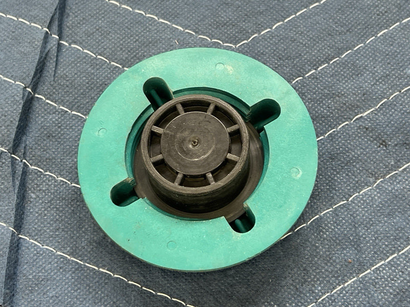 1993-1997 Volvo 850 850R Coolant Overflow Reservoir Jug Cap 9445462 OEM #4557E