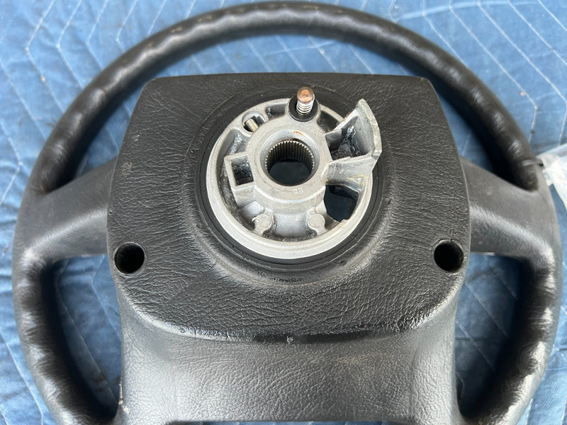 1989-1995 Volvo 740 940 Sedan Steering Wheel Assembly 3530081 OEM #3723EM