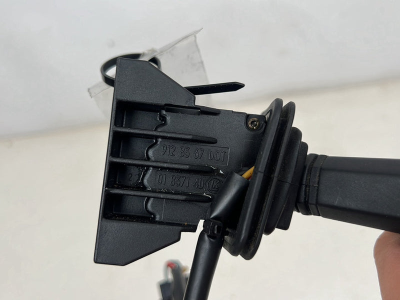 1993-1997 Volvo 850 Steering Column Wiper Stalk Switch 9128367 OEM