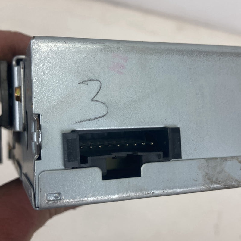 1995-1998 Chevrolet Silverado 2500 GMT400 CD Disk Player 16180015