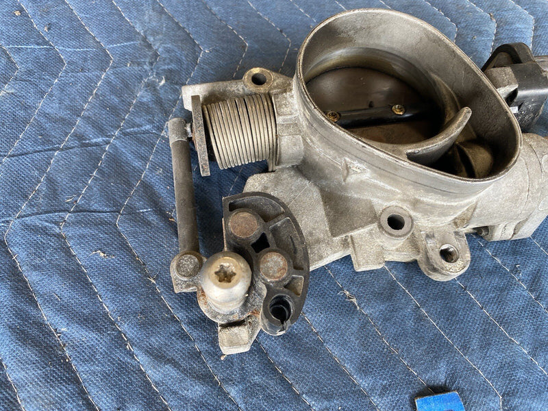 2001-2004 Chrysler 300M Intake Throttle Body Valve Assembly 3.5L V6 OEM #41MC