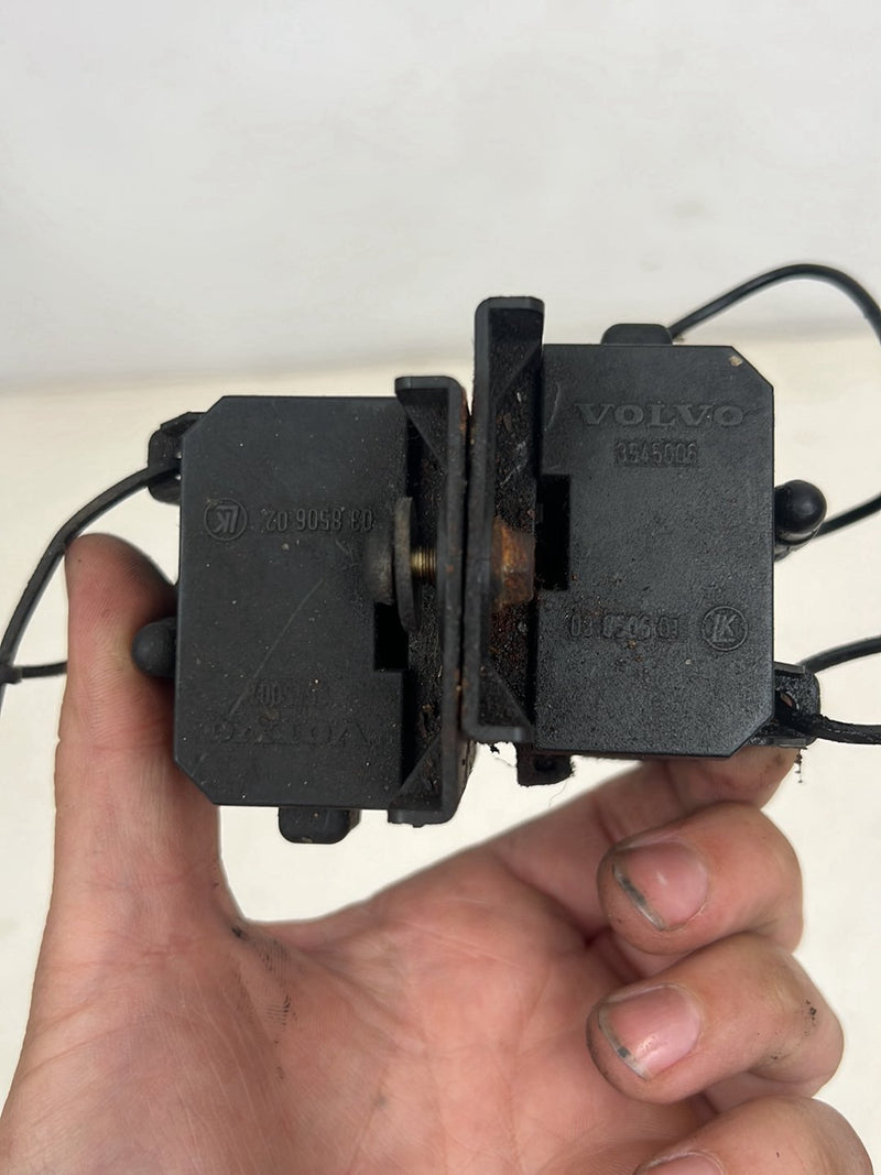 1990-1992 Volvo 740 745 940 Diagnostic Plug Code Connection Box OEM #5944EM