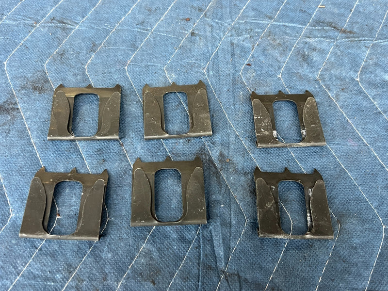 1989-1995 Volvo 740 940 Sedan Front Dash Vent Retaining Clip Set OEM #3831EM