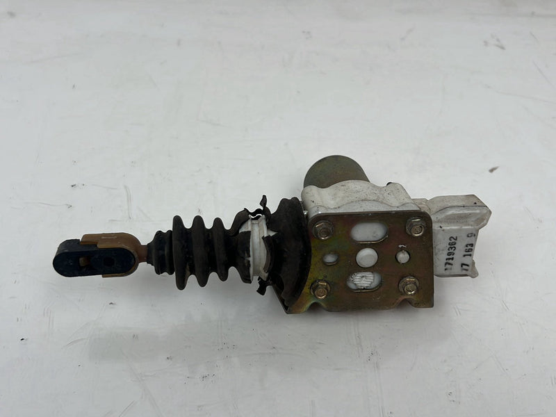 1976-1979 Cadillac Seville Front Passenger Door Lock Actuator Motor OEM #5609EM