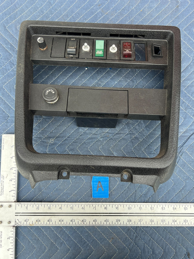 1967-1974 Volvo 140 142 Coupe Dash Center Console Trim Switch Panel OEM #4853EM