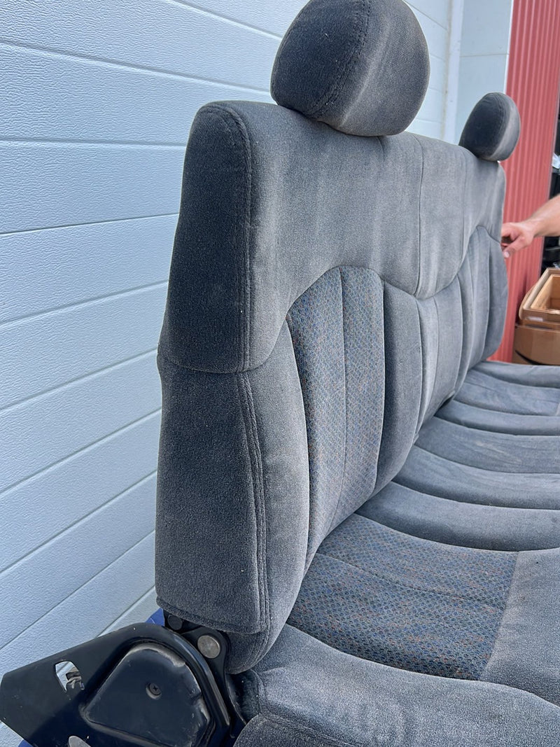 1999-2006 Chevrolet Silverado GMC Ext Cab Rear Bench Seat Gray Cloth OEM #5495EM