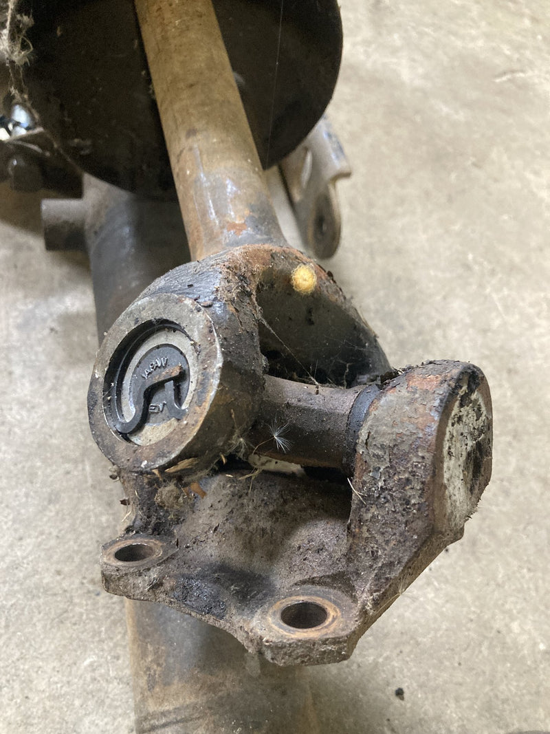 1983 Jaguar XJ6 Series 3.4 - Rear Axle PN: P26698 PBM10