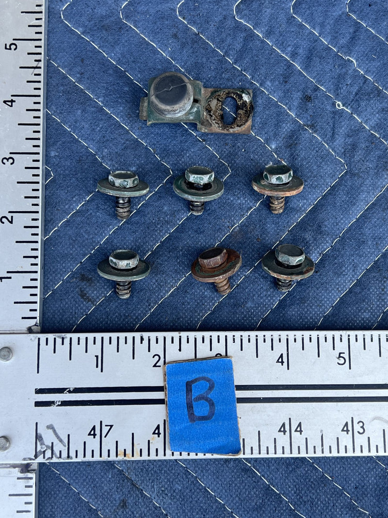 1973 Volvo 140 142 - Hardware