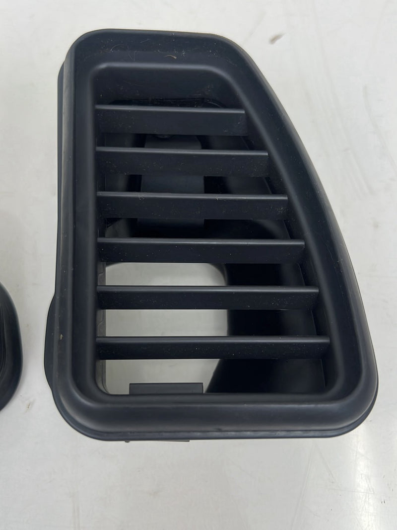 1996-2003 Audi S8 D2 A8 Right & Left Dash A/C Heat Air Vent Pair OEM #6448EM
