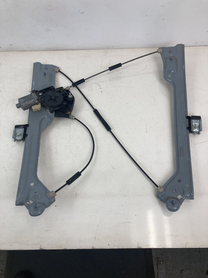 2014-2020 Chevrolet Silverado Front Right Window Regulator 0130822882 OEM #5586M