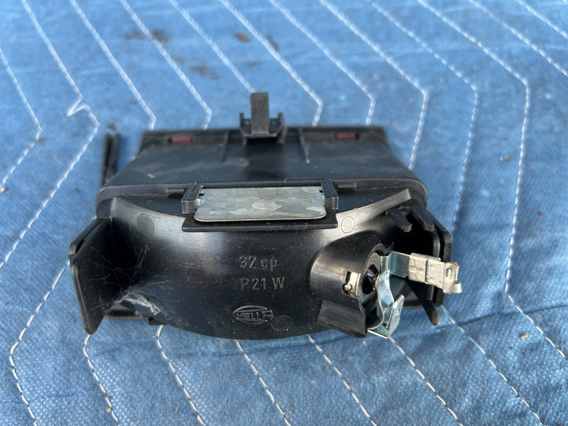 1986-1993 Volvo 240 244 Sedan Rear Center Third Brake Light Assembly OEM #4201EM