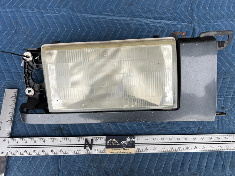 1989-1995 Volvo 740 940 Front Passenger Right Headlight Assembly Gray OE #3808EM