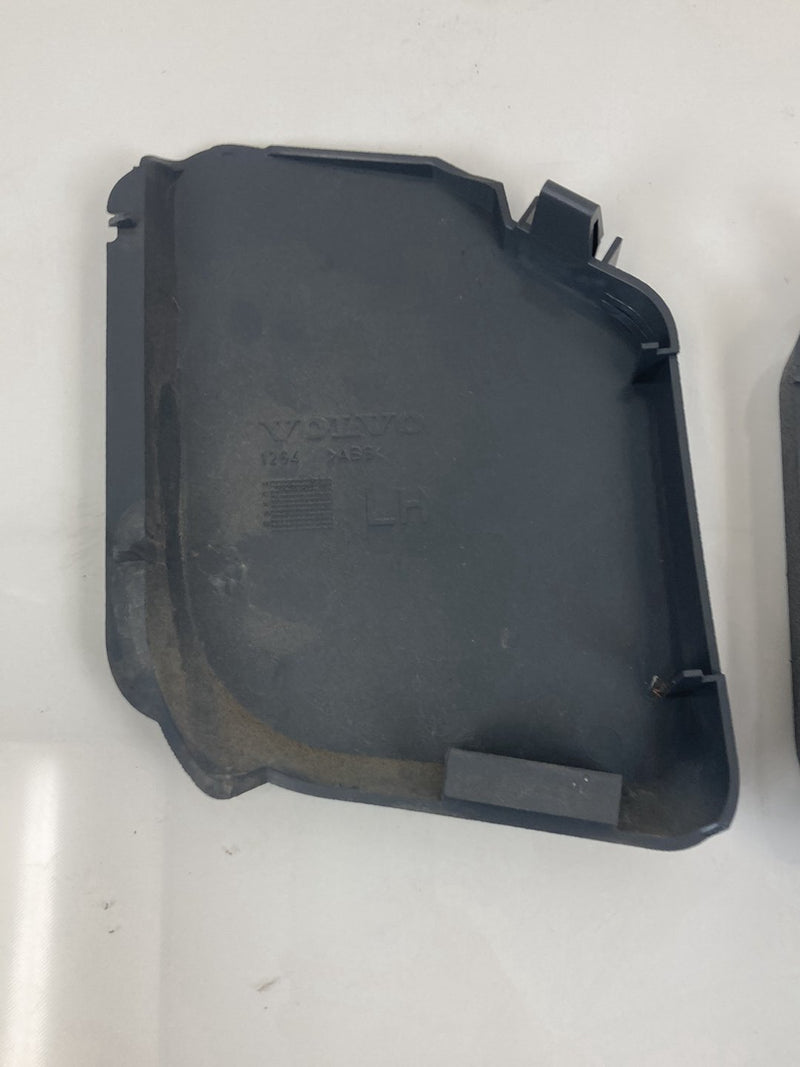 1992 Volvo 940 944 - Tail Light Trim Panel