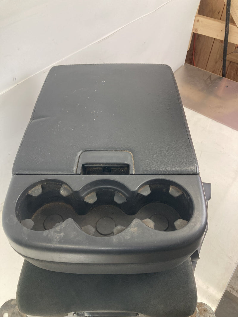 2014-2019 Chevrolet Silverado 1500 2500 3500 Center Console Seat Front #5601M
