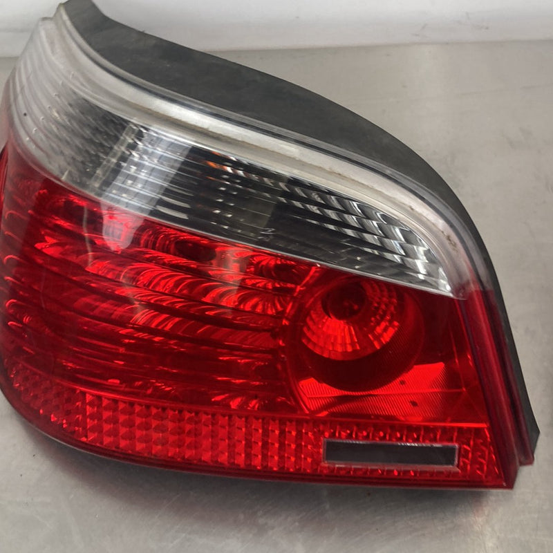 2003-2007 BMW 545i E60 Tail Light Assembly Pair 9910798 6910797 OEM #4906M
