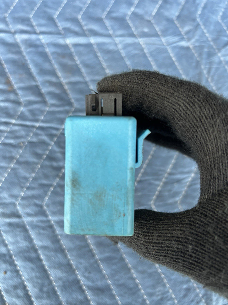1993-1997 Volvo 850 850R Headlight Lamp Light Control Relay 9128814 Hella #4468E