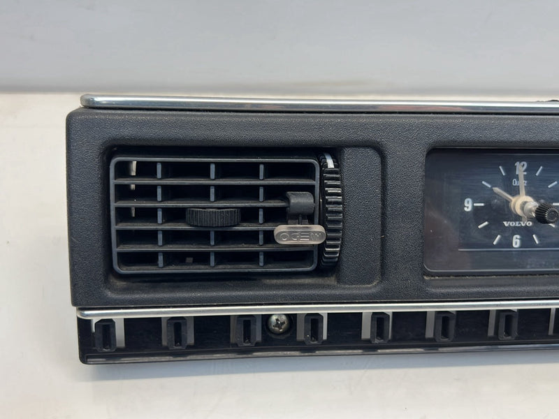 1975-1980 Volvo 244 240 Dash HVAC AC Heat Air Vent Set w/ Clock OEM #5293EM
