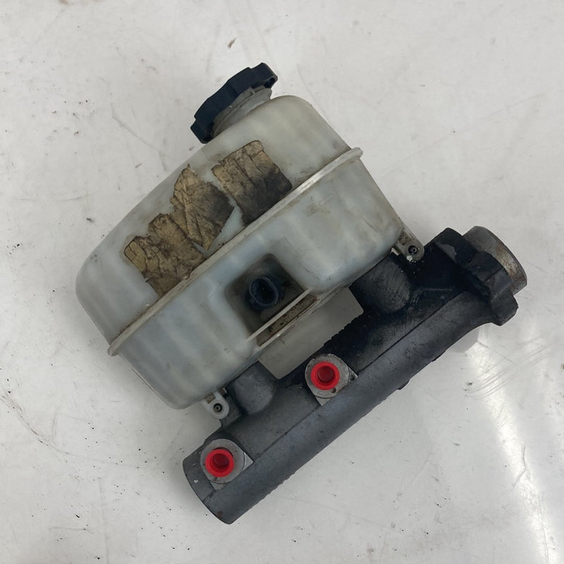 2007-2014 Chevrolet Silverado GMT900 Master Cylinder 18045894 OEM #5363M