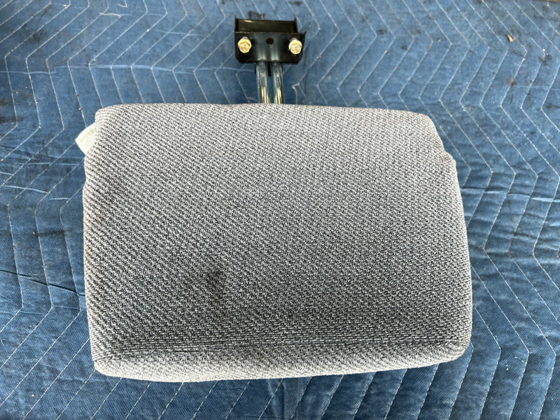 1989-1995 Volvo 740 940 Sedan Rear Headrest LH RH Cloth Gray 0288006 OEM #3705EM