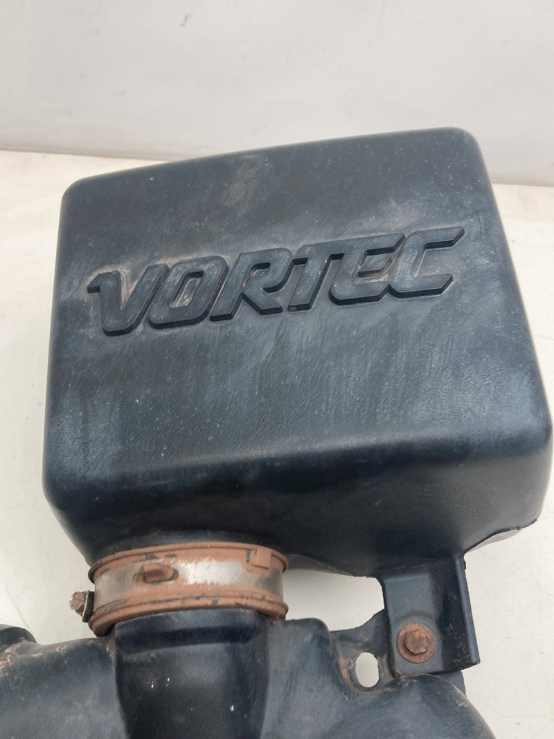 1996 Chevrolet Silverado GMT800 - Air Intake PN: 15998579 15995696