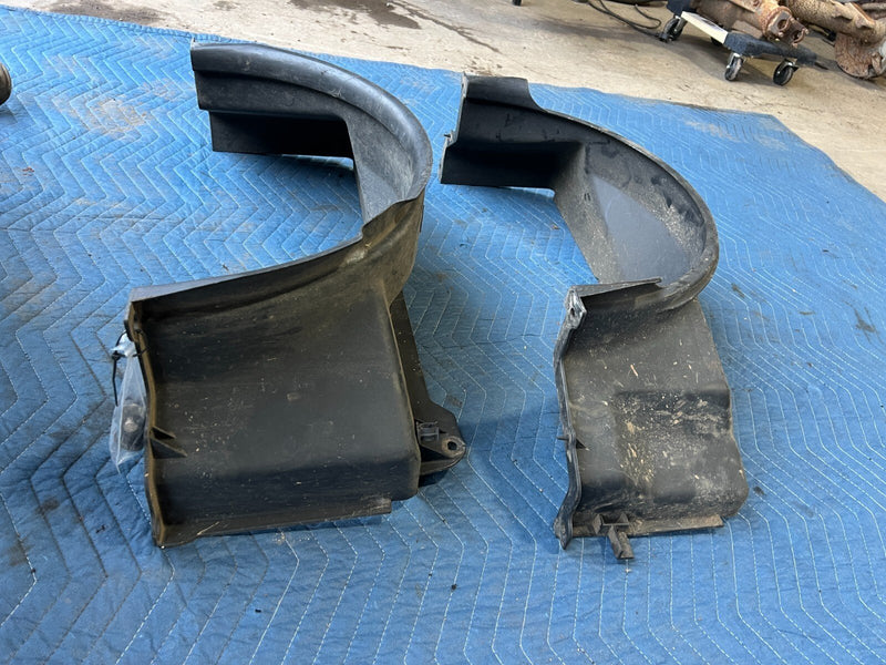 1999-2007 Chevy Silverado Upper Lower Set Radiator Shroud Pair 2pc OEM #1603CN