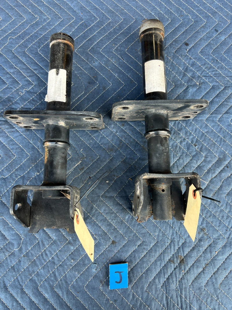 2005-2011 Audi A6 Front Left & Right Bumper Shock Absorber Pair OEM #3463EM