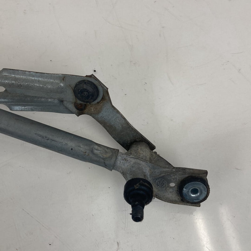 2007-2014 Chevrolet Silverado GMT900 Windshield Wiper Linkage Motor OEM #5343M