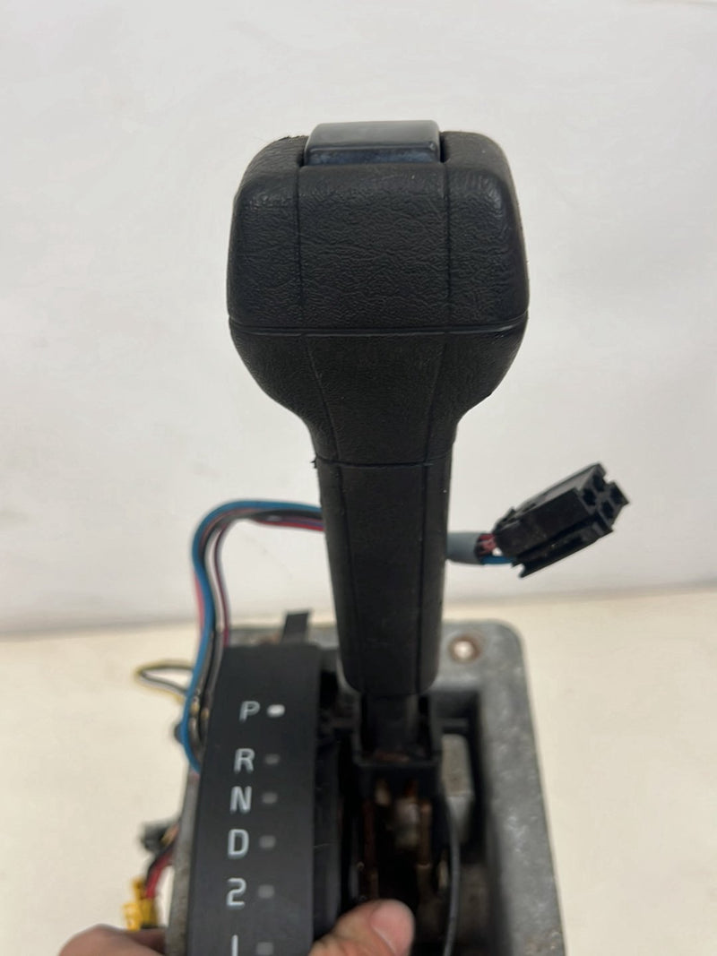 1990-1992 Volvo 740 745 940 Automatic Transmission Shifter Selector Assembly OEM #5972EM