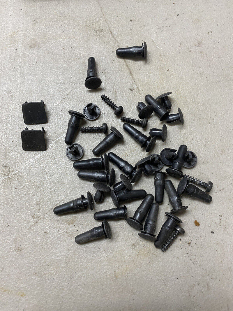 2005-2007 Volvo S60R S60 V70R Door Card Hardware Waffle Buttons Set OEM #1798E