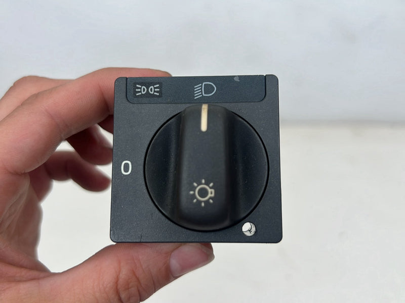 1998-2000 Volvo V70 S70 Dash Headlight Lamp Switch 8601773 OEM