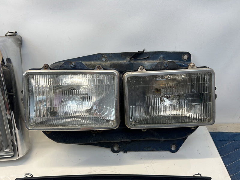 1975-1980 Volvo 244 240 Quad Headlight Set w/ Coffin Grille & Trim OEM #5294EM