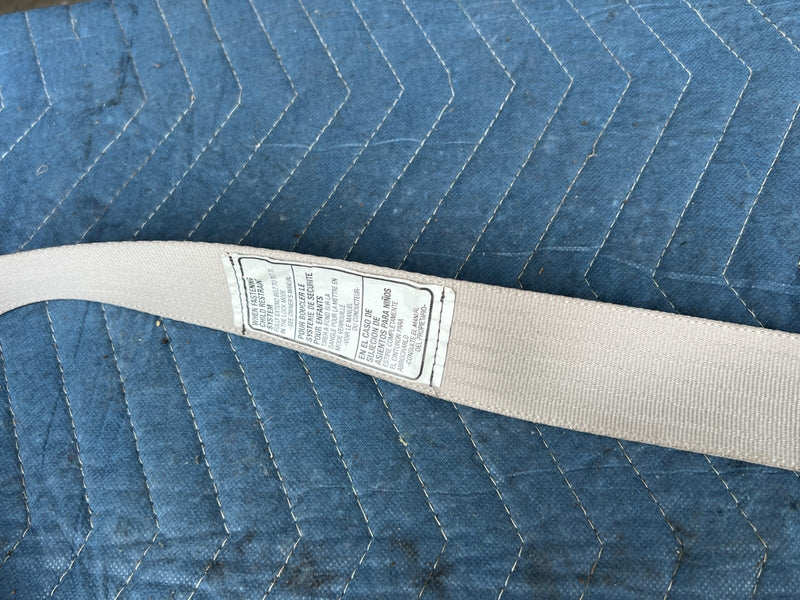 2002-2006  Toyota Camry RH Right Front Seat Belt Assembly OEM #104DU