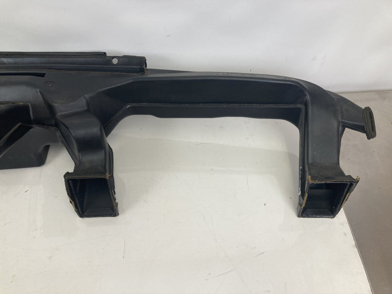 1995-1998 Chevrolet Silverado 2500 GMT400 Dash Duct 15025627 OEM